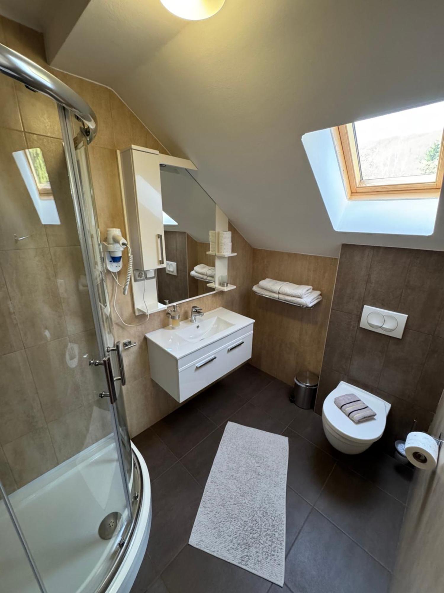 B&B Millenium House Plitvička Jezera Dış mekan fotoğraf