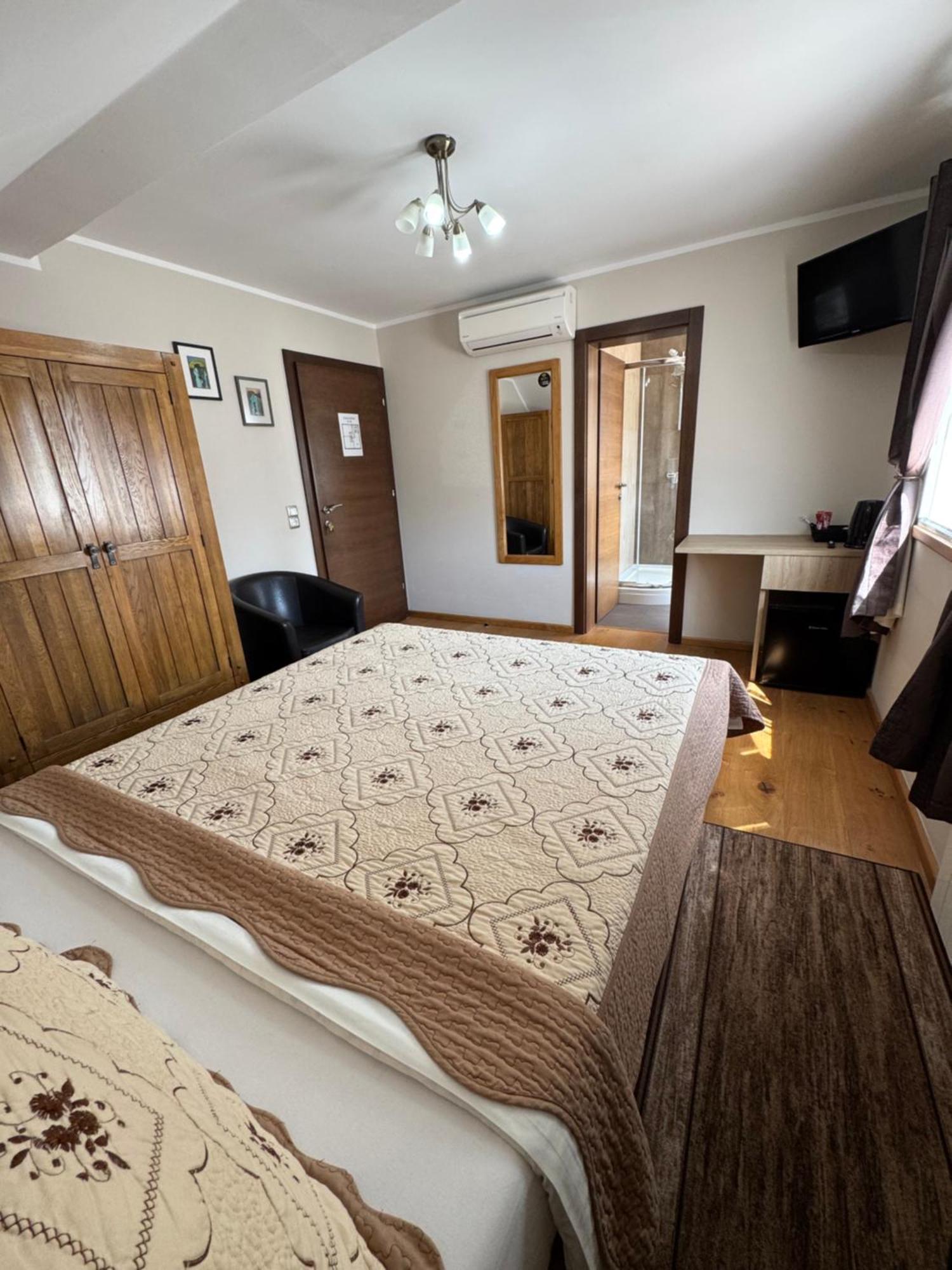 B&B Millenium House Plitvička Jezera Dış mekan fotoğraf